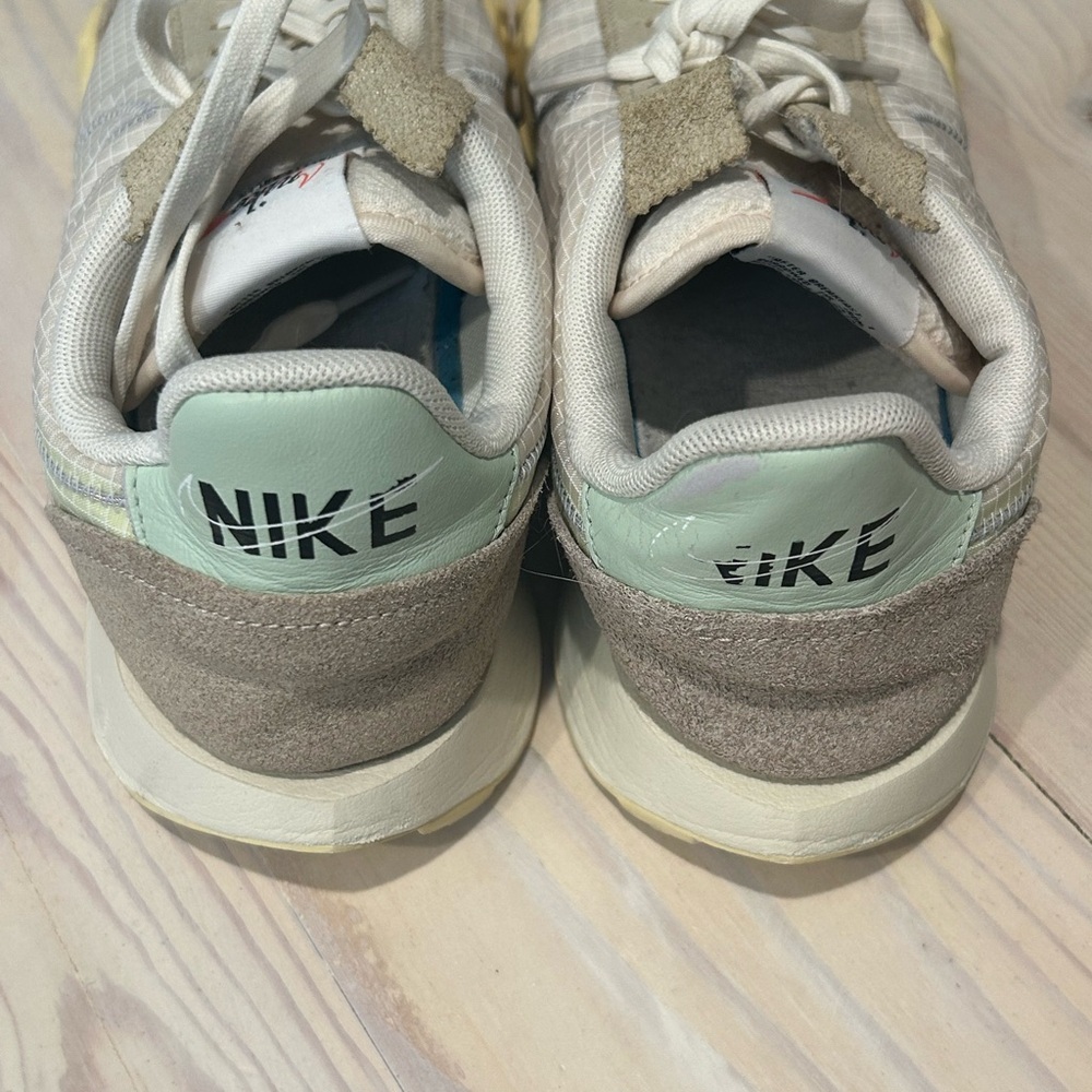 Nike Sneakers with Cream and Light Green Details